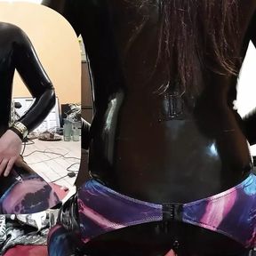 Sissy puts on her latex and accessories