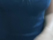 Insegnante sexy fa un video porno con il telefono e invia video porno allo studente