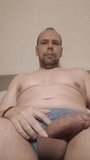 I don't want to masturbate, just show off