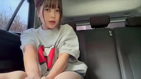 車でよだれが垂れそうなくらい気持ちいいクチュクチュオナニーしてしまいました&hellip_