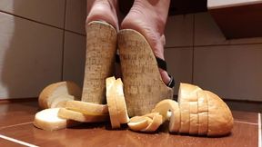 Unaware Giantess Getting Ready - Bread Edition WMV