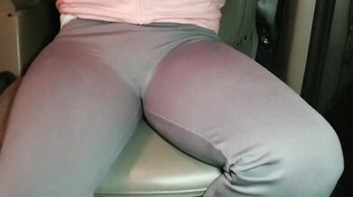 Nonchalanty Pissing my Yoga Pants While Texting