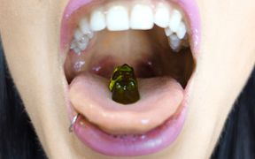 Giantess in-law *** subtitled