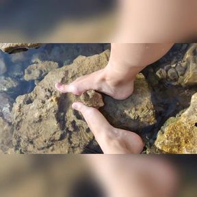 Footjob in the Sea