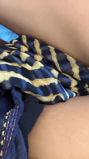 Bhabhi ji full on mood chudai karwane ke full mood me bhabhi ji par choda nahi   Clip 1
