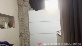 Vends-ta-culotte - This stunning tattooed French amateur woman really wants you to masturbates at the same time as her