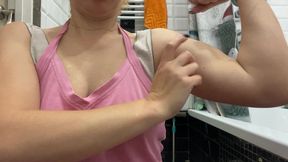 Strong Woman Shows Her Muscles and Armpits