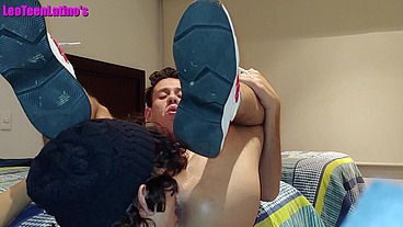 I must rim and prepare my boyfriend's hole to be used by a stud