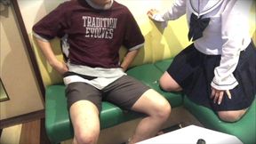 田舎のカラオケで円するj◯。フル勃起の固いチンコを喉奥まで咥えさせて最後は中に
