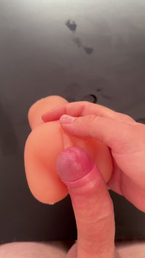 Sex toy pussy fucking and big cumshot on pussy.