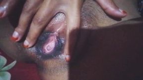 Sexy aunty fingering viral video