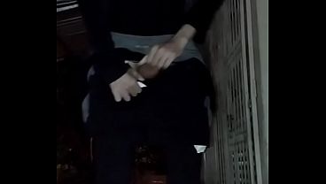 Masturbaci&oacute_n caliente en p&uacute_blico