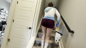 She Masturbates While Worker Installed Camera for Her That Delicious Creamy Pussy