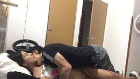 I fuck my girlfriend and fill her pussy.