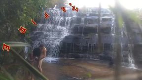 bruxo fire e bombomd4 flagrante na cachoeira!!!  sem cortes