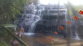 bruxo fire e bombomd4 flagrante na cachoeira!!!  sem cortes