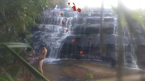 bruxo fire e bombomd4 flagrante na cachoeira!!!  sem cortes