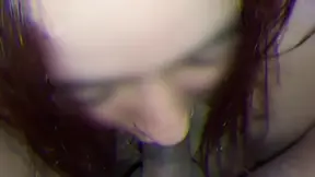 Roomie caliente me deja meterle la verga de perrito