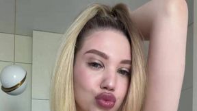 Video uploaded by @AnelliaBarbie @Showing Boobs and #Big Boobs #Tattoo Porn #Blonde #Solo video clips gratis | Tik.Porn