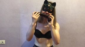 Sissy Elise sitting blowjob and deepthroat
