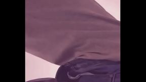 Bailarin de ballet me pone a mamar su polla depsues de unos tragos en el bar