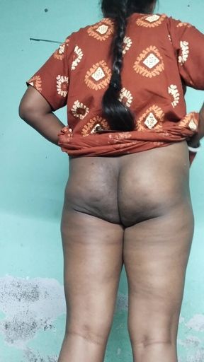 Desi black beautiful bhabi masterbating big ass