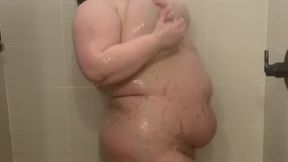 BBW Cleans Clay off in Shower