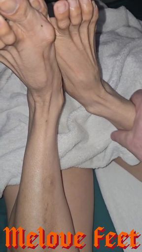 Close Up to Melove Sexy Small Feet and Wrinle sole