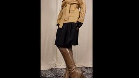 Brown Leather coat, pleated skirt show-off