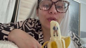 Giantess Stepsister Eats Tiny Stepbrother Puts