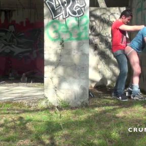 Two boys fuckign in exhic cruising