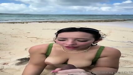 Pawg: Her google drive folder, 344 videos =  https://rentry.co/7dostk54