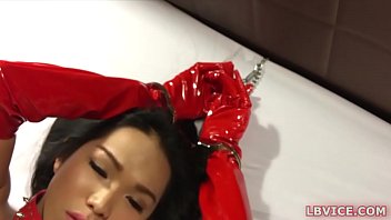 Amateur Ladyboy Slut Sugas Fucked