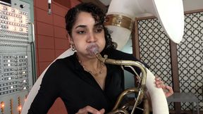 Ginger Tries Out the Sousaphone (MP4 - 720p)