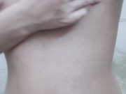 Thai teen play pussy แอบเล่นหีในห้องน้ำ