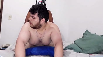 Amigo Hetero Ficou de Pau Duro e Acabou Comendo Um Cu - Parte 2 (COMPLETO NO SHEER E RED)