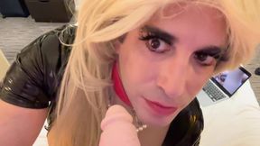 hotel sissy Jeri Lee practising her cock sucking skills while wishing it was your cock in her mouth