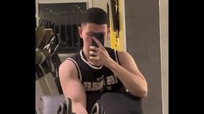 FUDENDO COM O COLEGA DA ACADEMIA