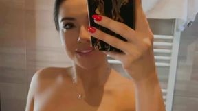 Look at me xxx