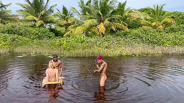 Fui conhecer um mangue de nudismo na Bahia e olha oq aconteceu por lá