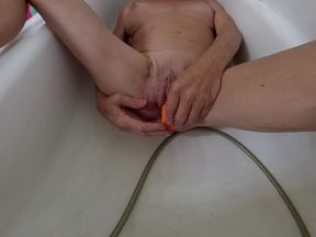 Liz Young VR 2025 Dilate Bathing Sex Toy 35