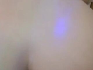 annie le encanta brincar sobre el editor