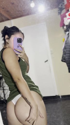 Curvy blonde with big natural tits plays with her aching limpingleafwing in soli
