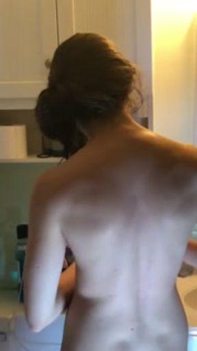 Amateur pornstar after sex shower - behind the scenes