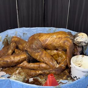 Horrendous Food Fuck Sploshing Mess!