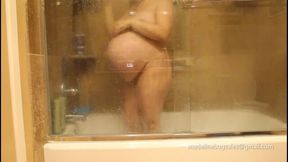 Pregnant Madeline Shower 31 weeks 2017