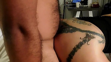 le pague los viajes al del uber con una linda cojida , pero me hizo acabar tan lindo que lo deje llenarme el culo de leche