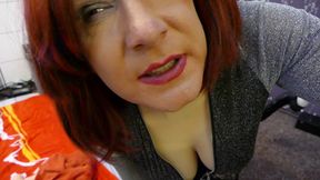Lucy Essex CD pounded by the big black mamba dildo on the fucking machine