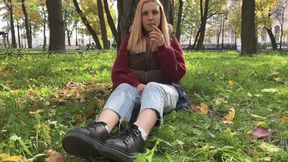 03S Sara Spitting Smoking Pov Sneaker Fetish ( 4K )