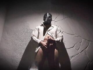 Entre Sombras - Hawt Numero 1 - Masturbacion - Pene de 18 CM
